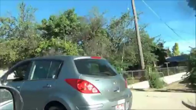 Los Videos Locos y Caseros De Duxa Parte 12 Paseando x mi vecindario