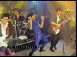 long live the clue (jared gomes from hed pe 80s band)