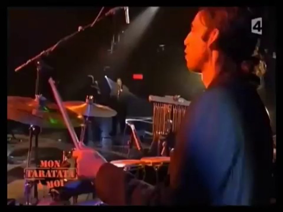 Barry White - Let the music play HD