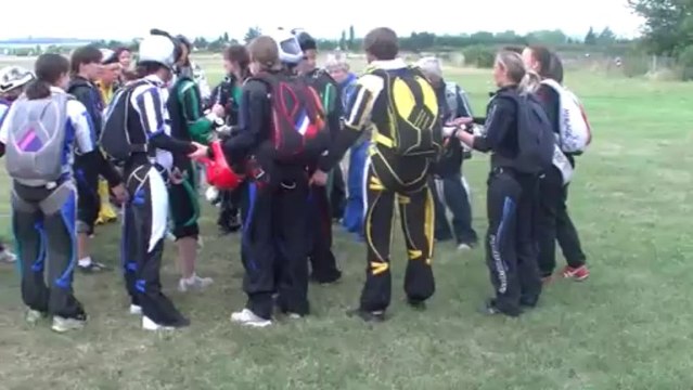 PARACHUTISME – RASSEMBLEMENT FEMININ NATIONAL 2013 : Derniers réglages Grande Formation