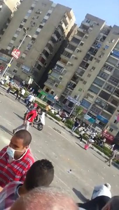 Images des affrontements au Caire!!! Manifestant Abattu!!