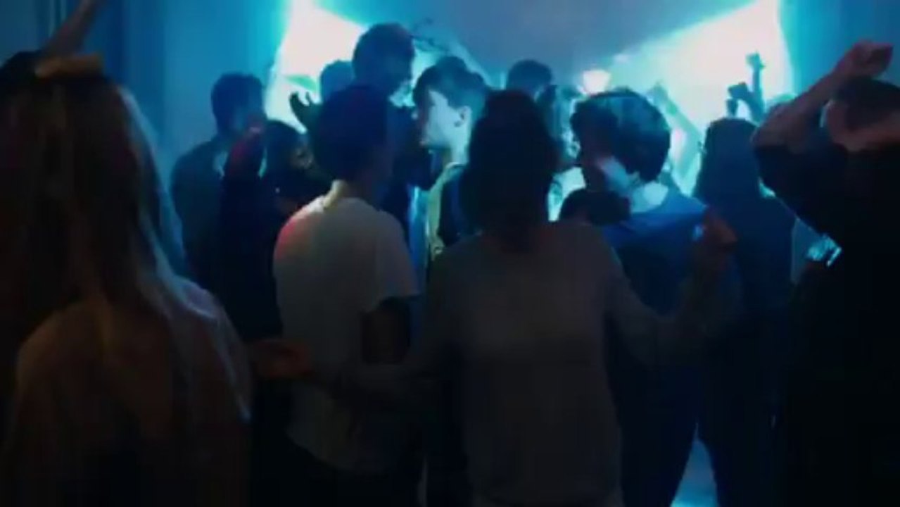 Jeune et Jolie - BA