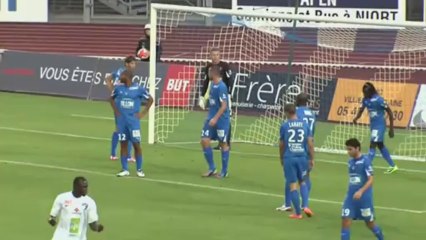 Chamois Niortais (NIORT) - Havre AC (HAC) Le résumé du match (3ème journée) - 2013/2014