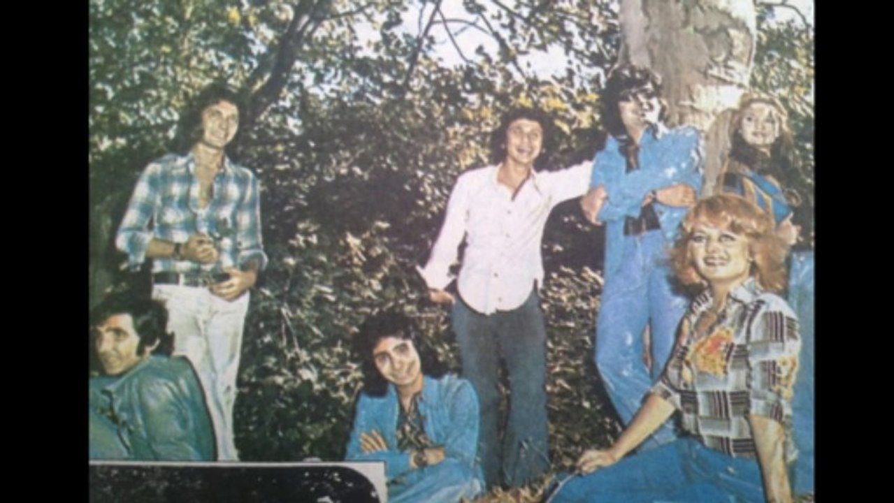 Beyaz Kelebekler  "Haydi Durma Yaşa Sende"