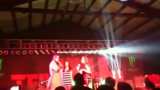 Lesbians Making Out At Tech N9ne Concert
