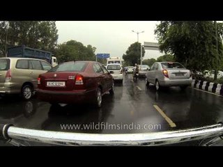 Less pollution in the streets during rainy days