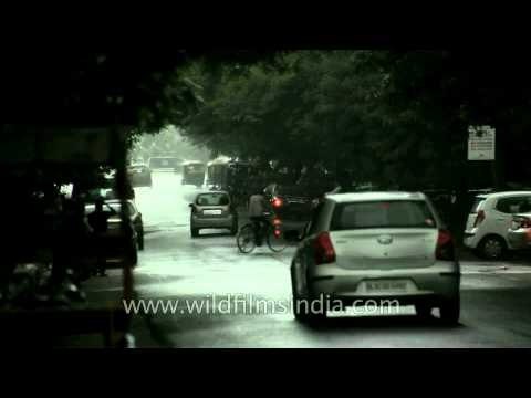 Busy roads outside Mayur Vihar Metro station