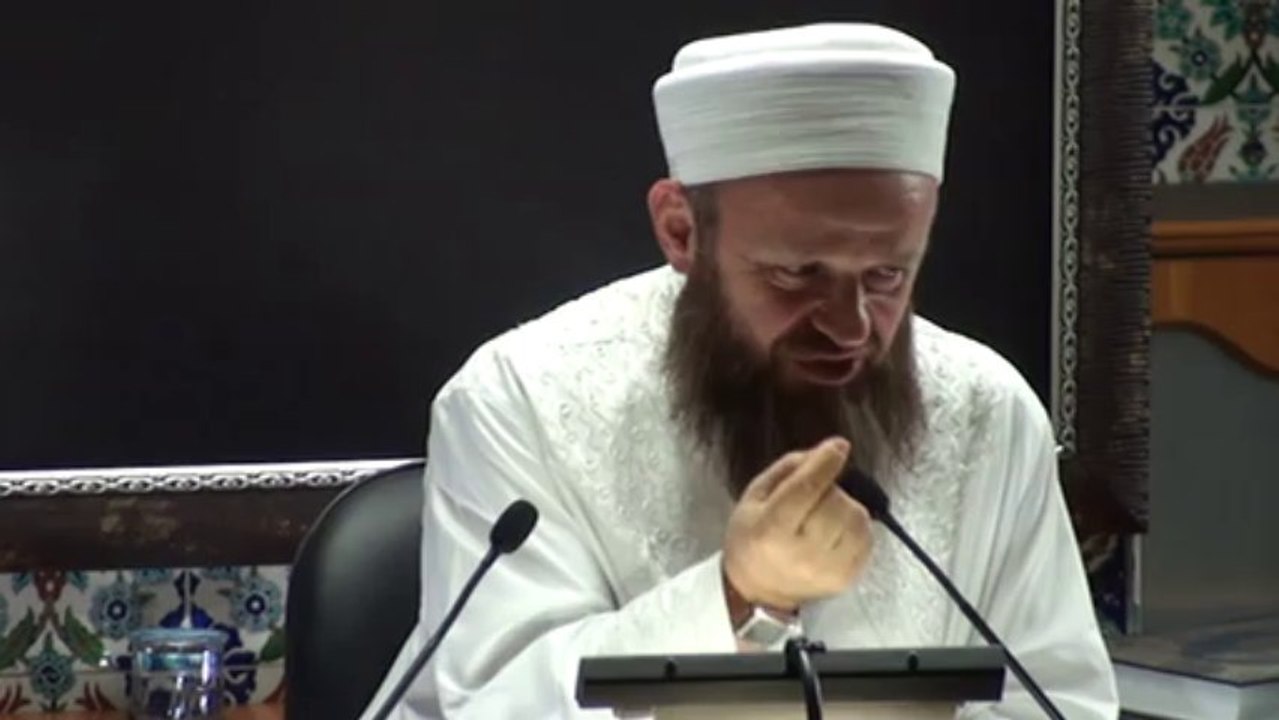 ali ülvi üzünlar hoca efendı cenneteki küşklerı anlatılıyo