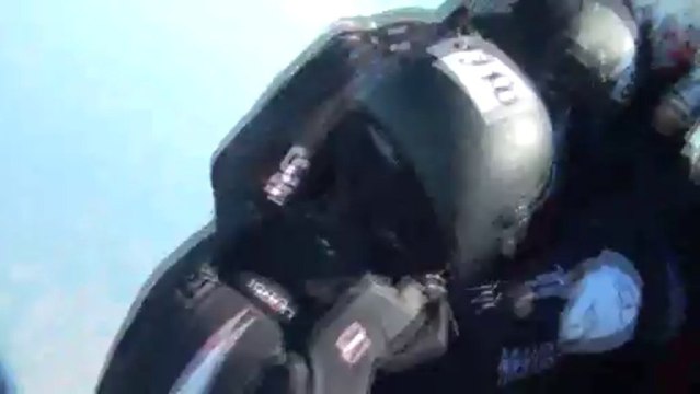 PARACHUTISME-CHAMPIONNAT EUROPE COUPE MONDE BOSNIE 2013 : VR4 Féminin Saut 9 ©FAI