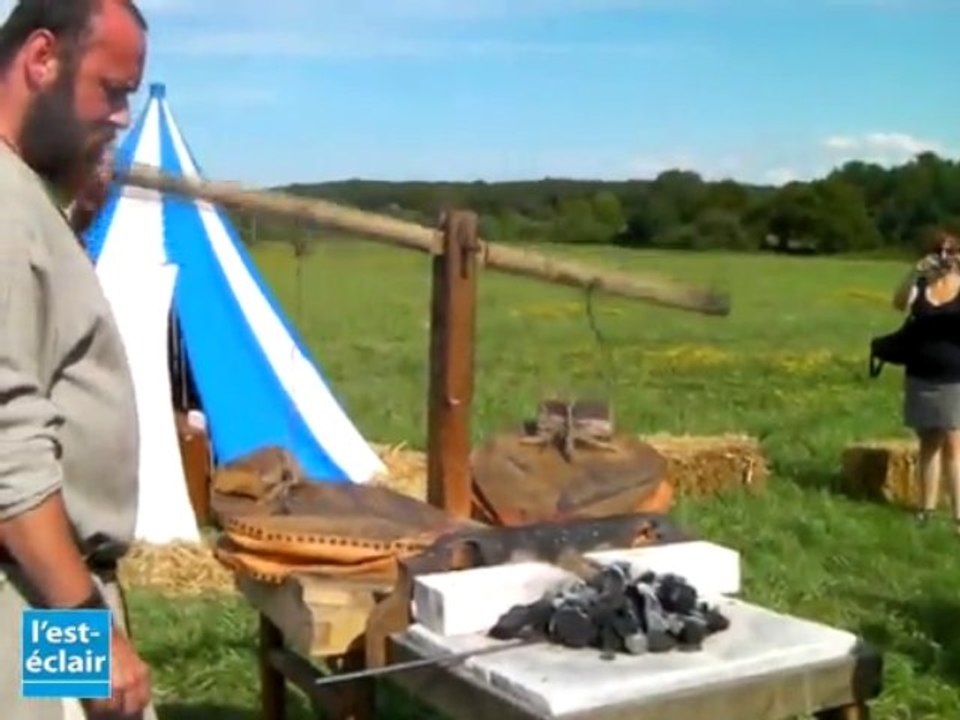 Campement médiéval à Mesnil-Saint-Père