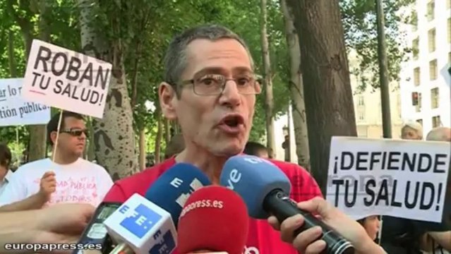 Lasquetty pide cambios mientras siguen las protestas