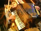 Mile Kitic & Juzni Vetar  - Boli me dusa za zenom tom (Official Video)