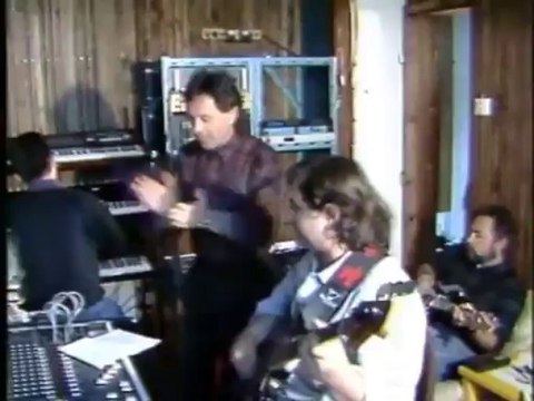 Mile Kitic & Juzni Vetar - Ne pitaj za mene (Official Video)