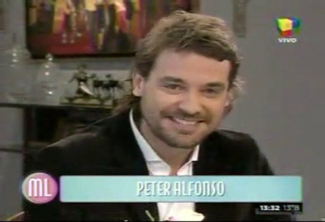 Pedro en Almorzando con Mirtha Legrand 2 (a los 20 minutos: "Peter qué vida la tuya") - 18 de Agosto