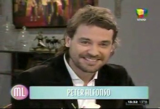 Pedro en Almorzando con Mirtha Legrand 2 (a los 20 minutos: Peter qué vida la tuya ) - 18 de Agosto