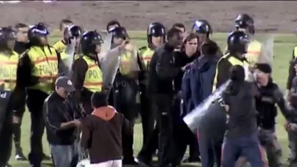 Ecuador, rissa fra arbitro e giocatori