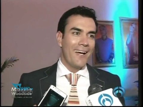 David Zepeda @davidzepeda1 habla sobre Enrique Iglesias