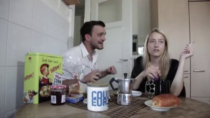Comment Couleur 3 entretient-elle sa relation avec ses auditeurs?