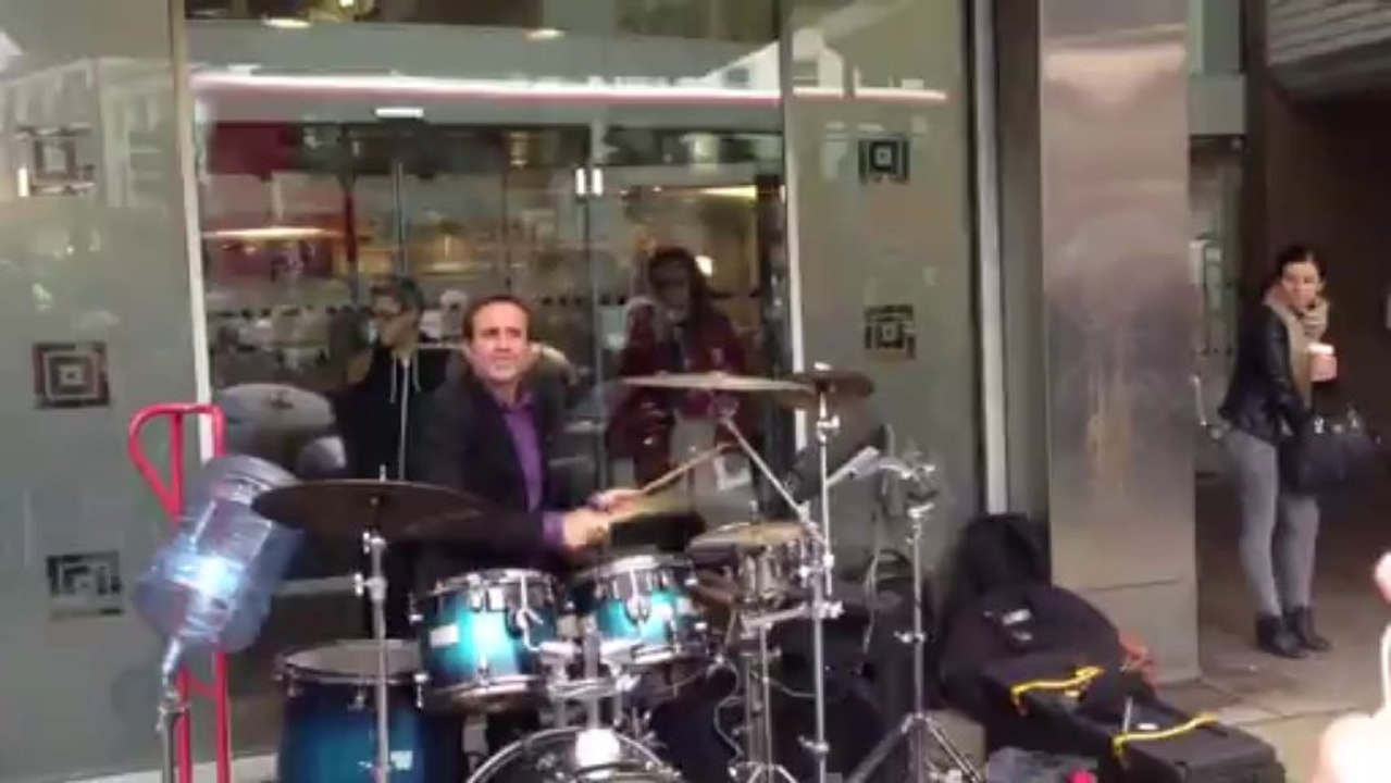 Drummer in London!