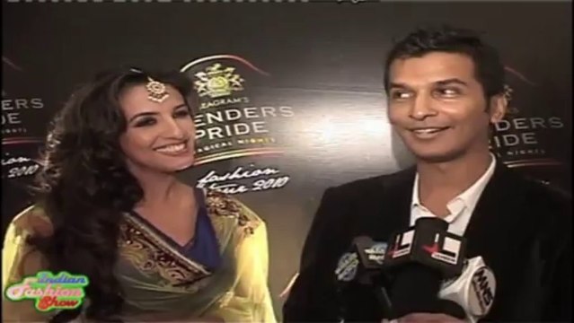 HOT Lisa Haydon, Malaika Arora, Mugdha, Shazahn walk the ramp