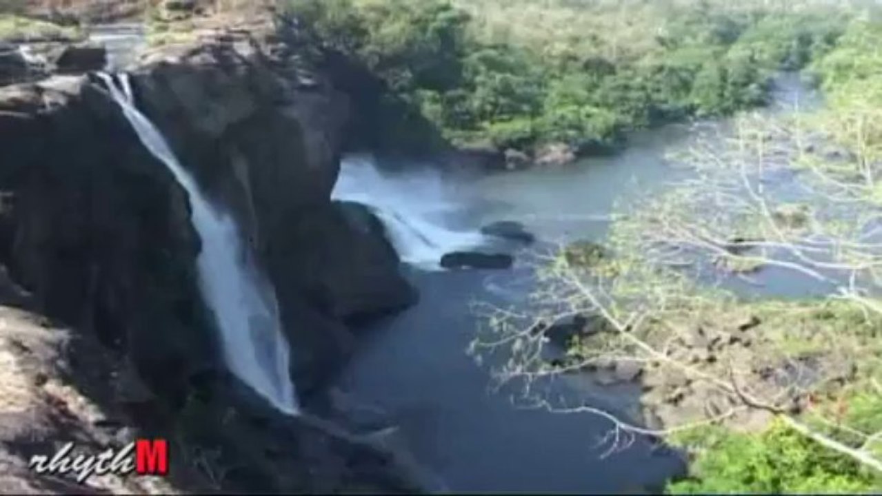 Athirappally Falls_Kerala