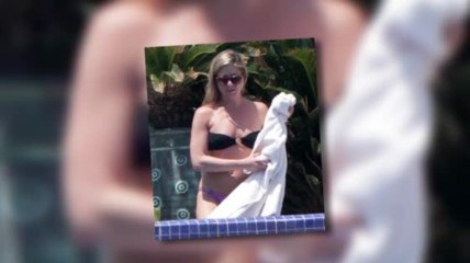 Jennifer Aniston is Back in Another Bikini