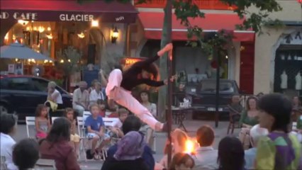 En ô - Mât chinois - Compagnie Équivoque - Limoux 2011