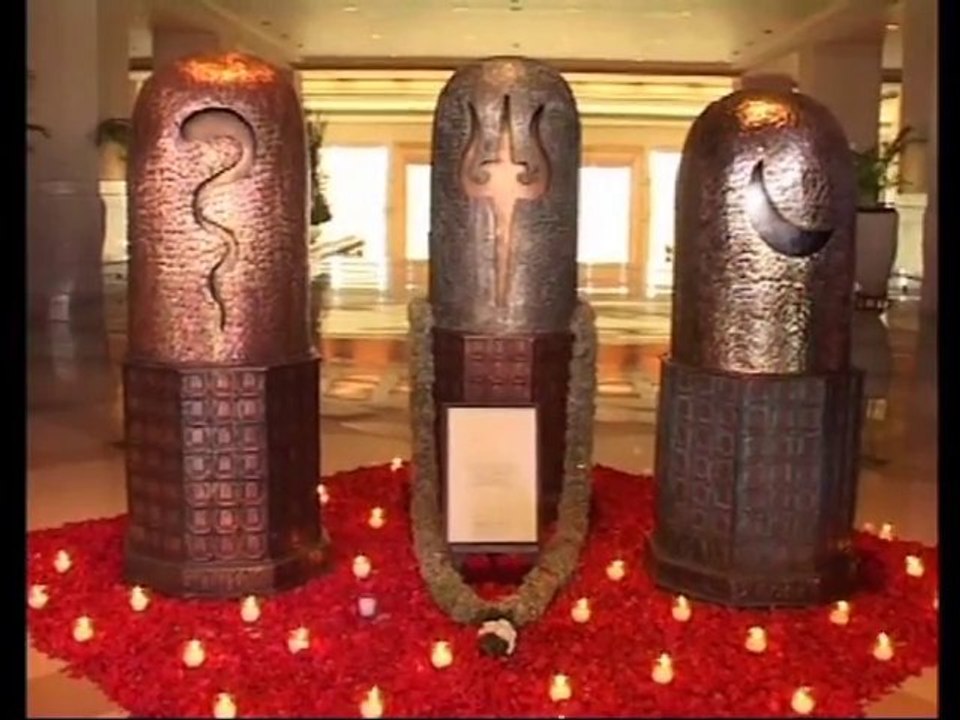 uncut:sridevi spotted at jw marriot hotel in mumbai