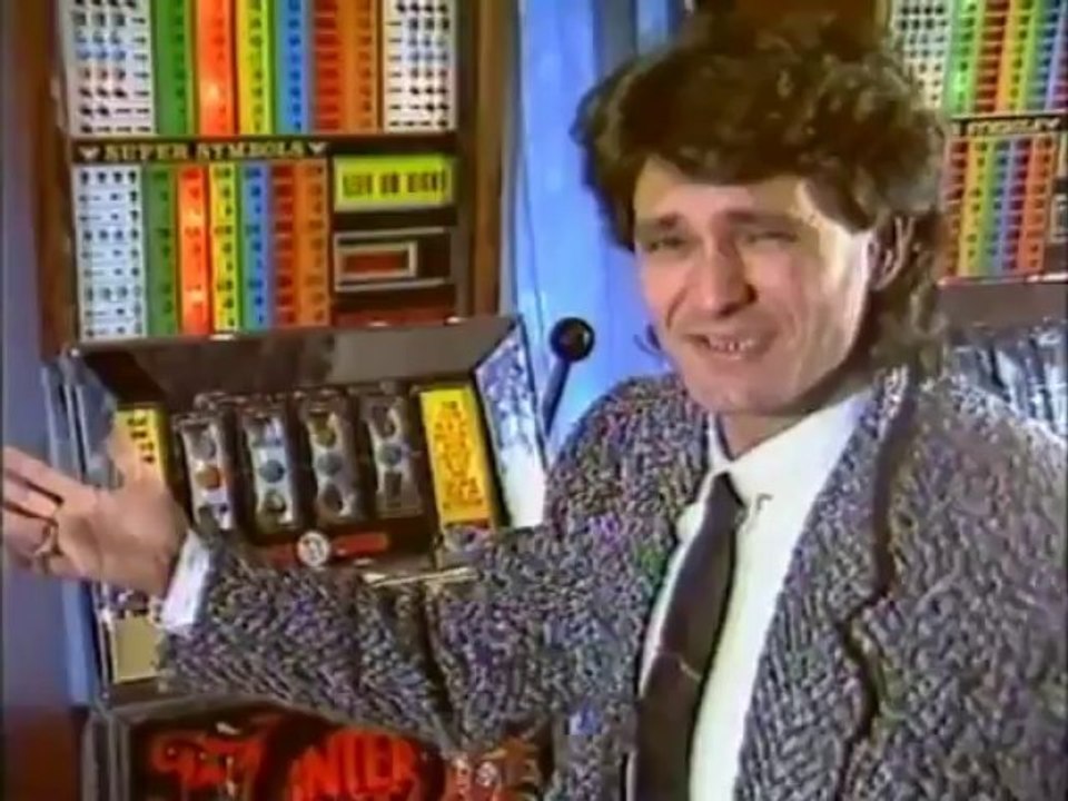 Sinan Sakic & Juzni Vetar - Nema para, nema srece (Official Video)