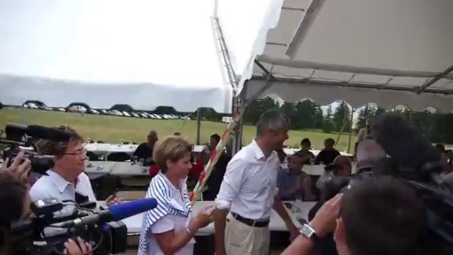 Fête départementale de l'UMP Haute-Loire 2013 - Arrivée de Laurent Wauquiez [314]