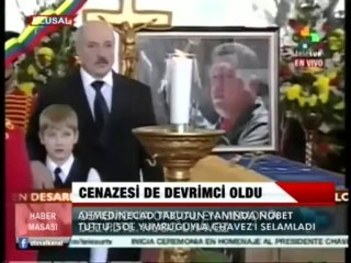 Ahmedinecad Hugo Chavez'in tabutunun yanında nöbet tuttu