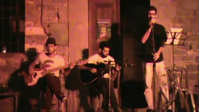 Δε Μένει Εδώ Κανείς