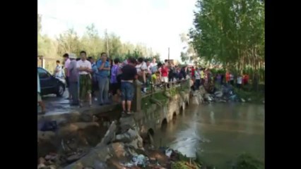 Scores killed in China floods, over 500,000 evacuated