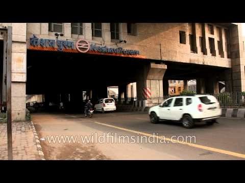 Traffic passing by Keshav Puram metro station