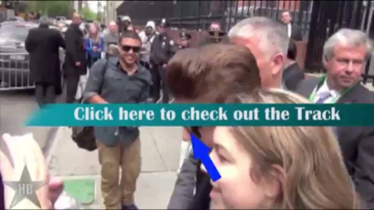 Justin Bieber - Slave To The Rhythm ft. Michael Jackson - Released