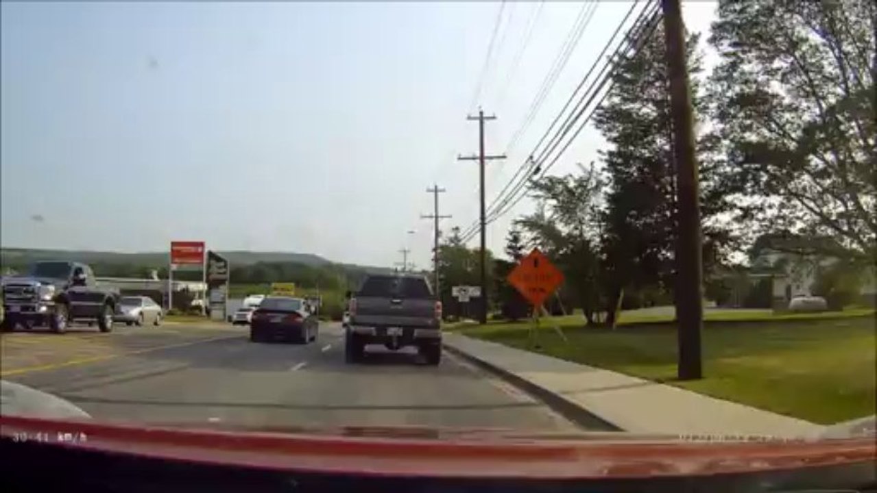 GS900 Dashcam Test @ 1080p/30 (No Sound) - full daylight