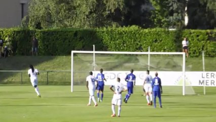 Lyon 2 - Raon (17/08/2013) Le pénalty de Gomis