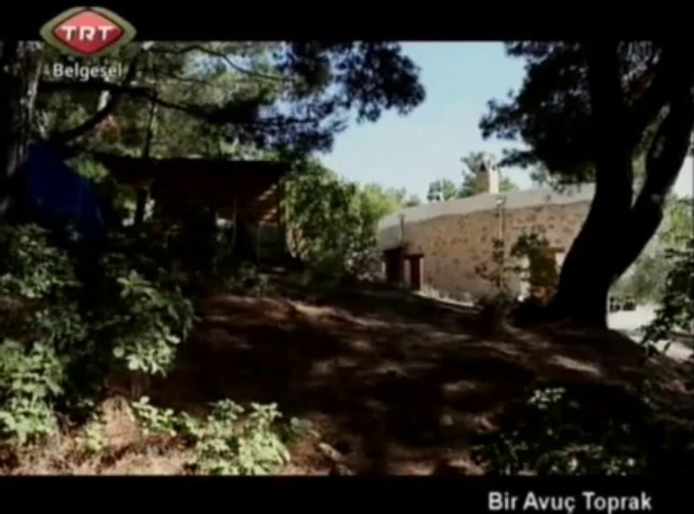 Bir Avuç Toprak_3