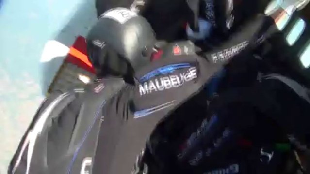 PARACHUTISME-CHAMPIONNAT EUROPE COUPE MONDE BOSNIE 2013 : VR4 Féminin Saut 10 ©FAI