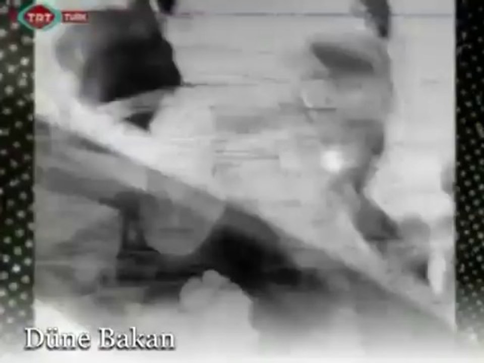 TRT Türk  Yılbaşı 1970'ler Özel  ( 31.12.2012 )   27 DK