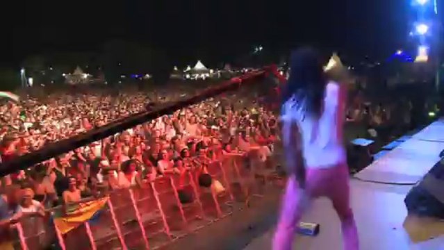 GYPTIAN sings Hold You @ Rototom Sunsplash 2013