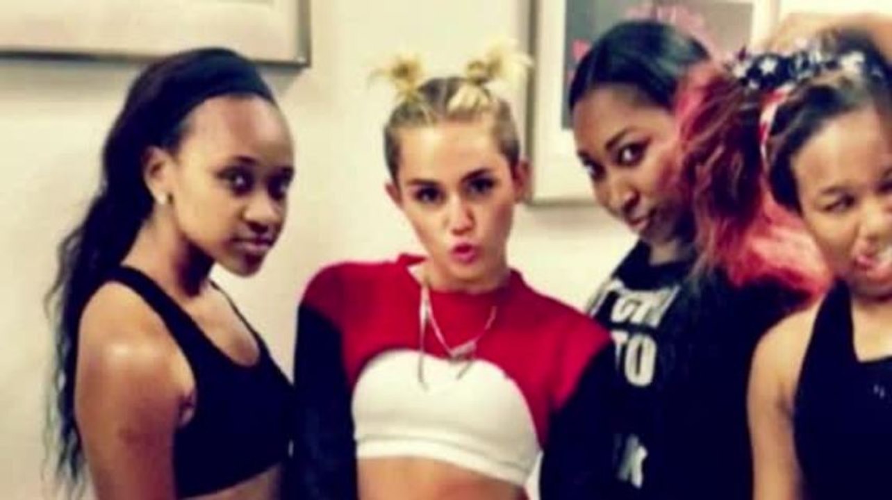 Miley Cyrus quiere su pelo largo otra vez