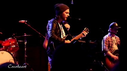 02 Ásgeir Trausti - Support Of Monsters And Men @ FZW Dortmund, 20.08.2013