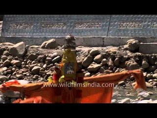 Ritual dancing at Gangotri Temple