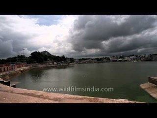 Pigeon paradise at Pushkar Sagar Ghats in Rajasthan