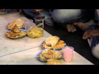 Food for Iftar - Nizamuddin Dargah