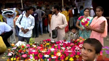 1013.Shops at Sonepur Mela