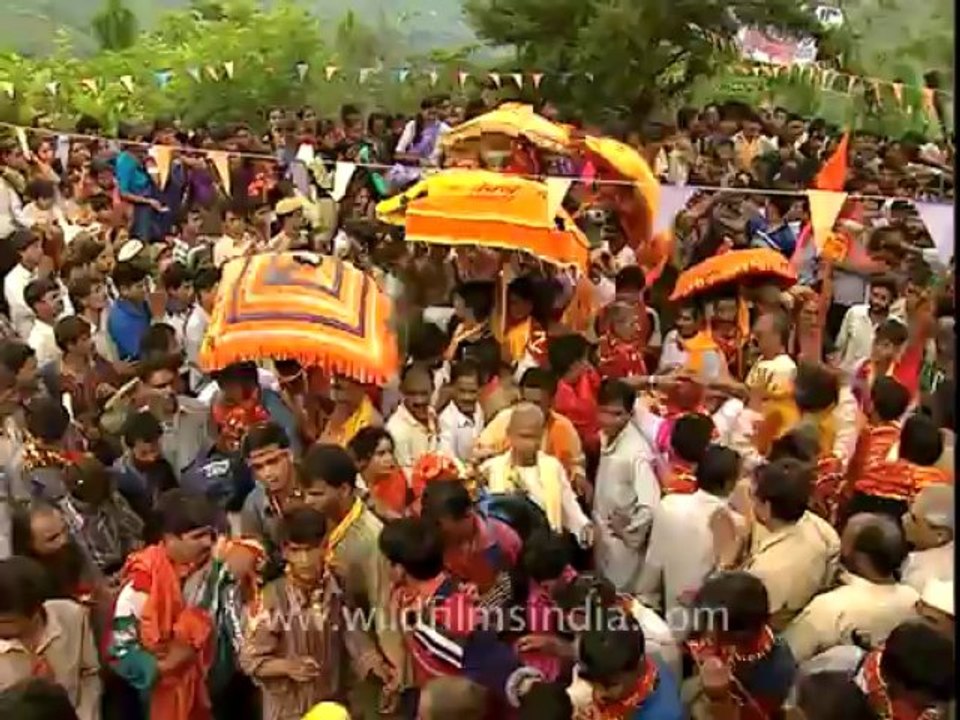 1194.Devotees in Nanda Devi Raj Jaat Yatra