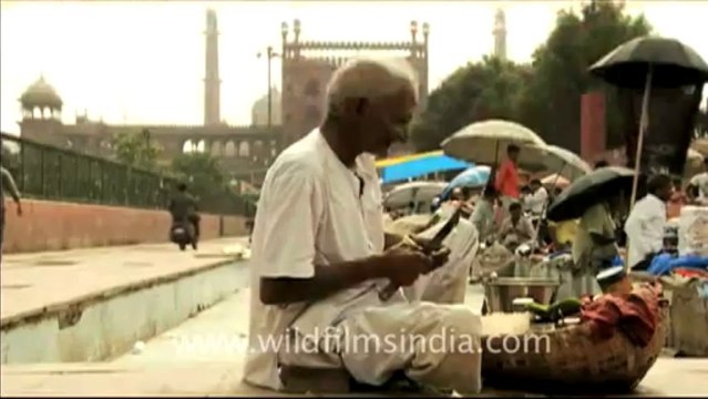 1531.National Anthem of UK sung by Indians