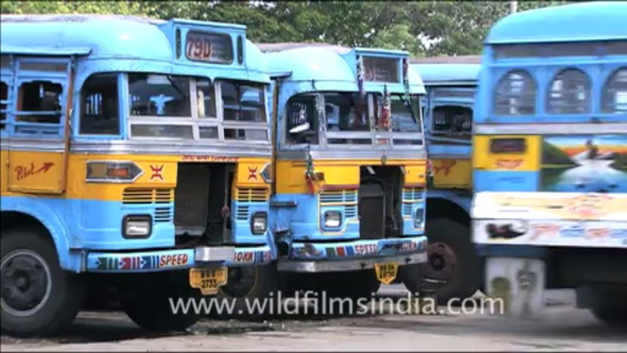 1794.Bus stand in kolkatta